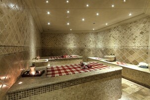 双人护理室、桑拿、热水浴缸、湿蒸房、土耳其浴、身体护理