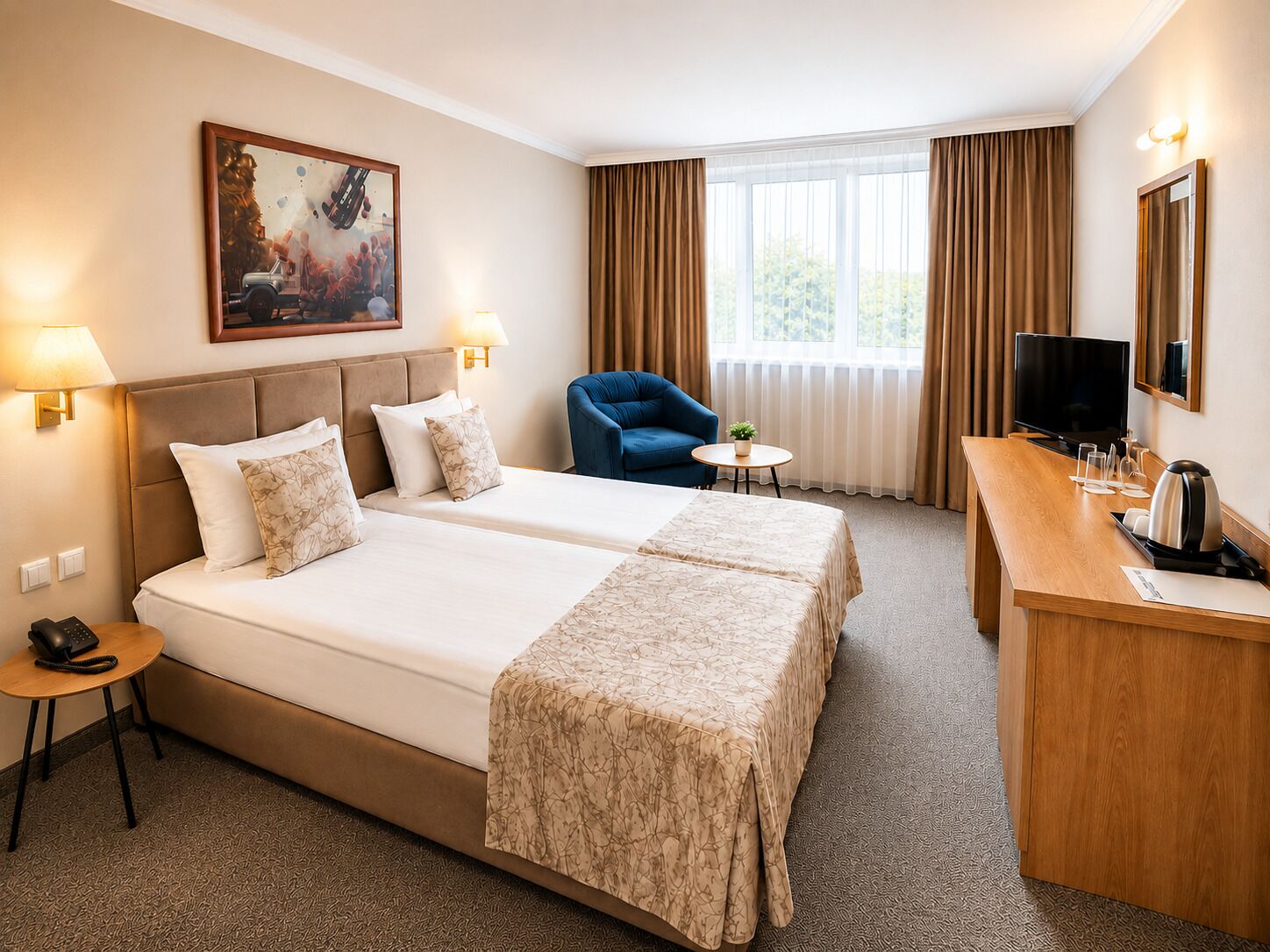 Surmatelas, minibar, bureau, chambres insonorisées