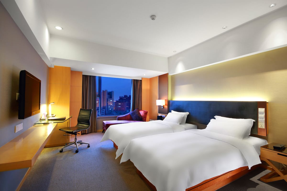 1 Schlafzimmer, Minibar, Zimmersafe, Schreibtisch