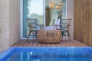 Hypo-allergenic bedding, minibar, in-room safe, desk - U Coral Beach Club Eilat Ultra All Inclusive (Eilat)