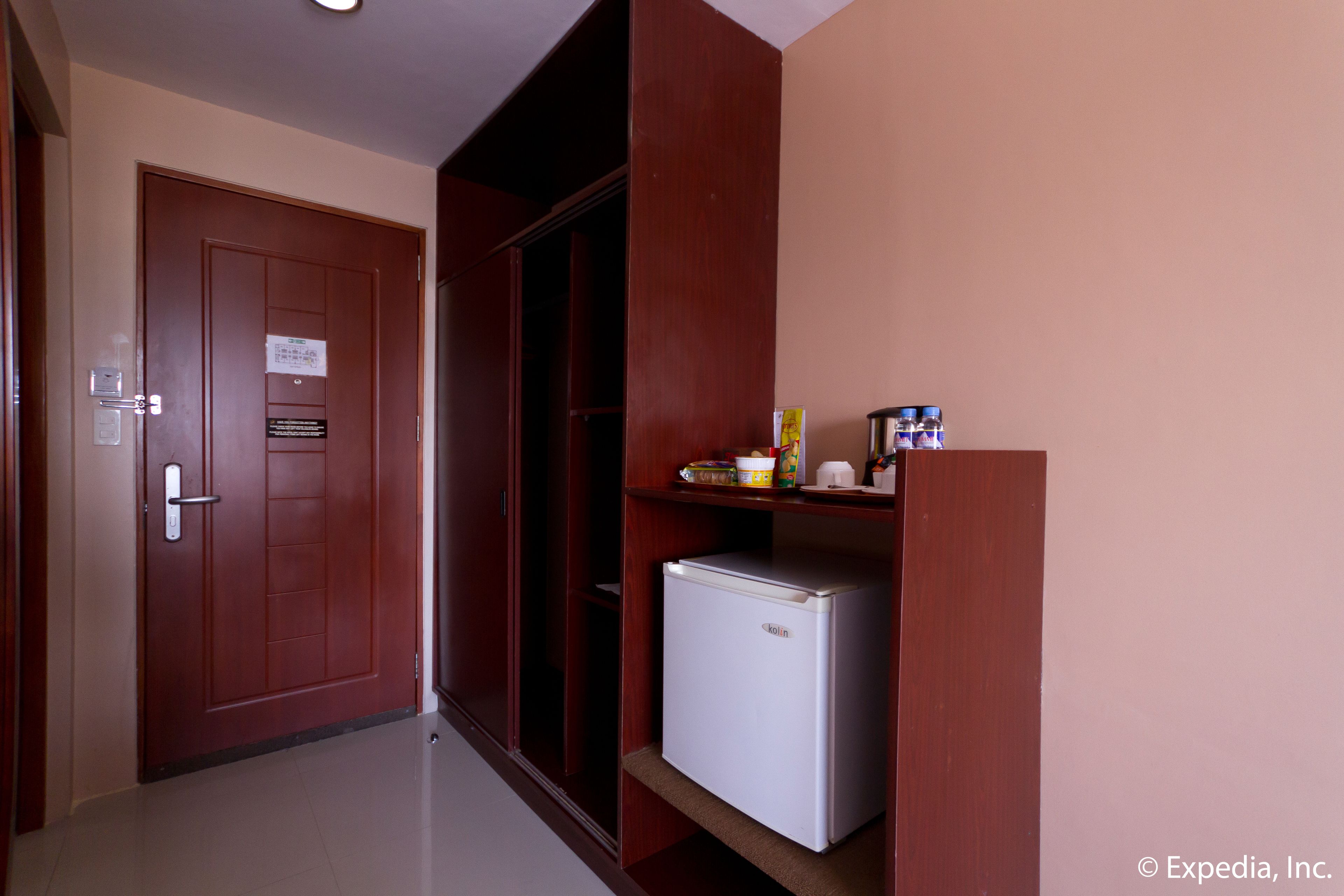 Photo - Allure Hotel & Suites