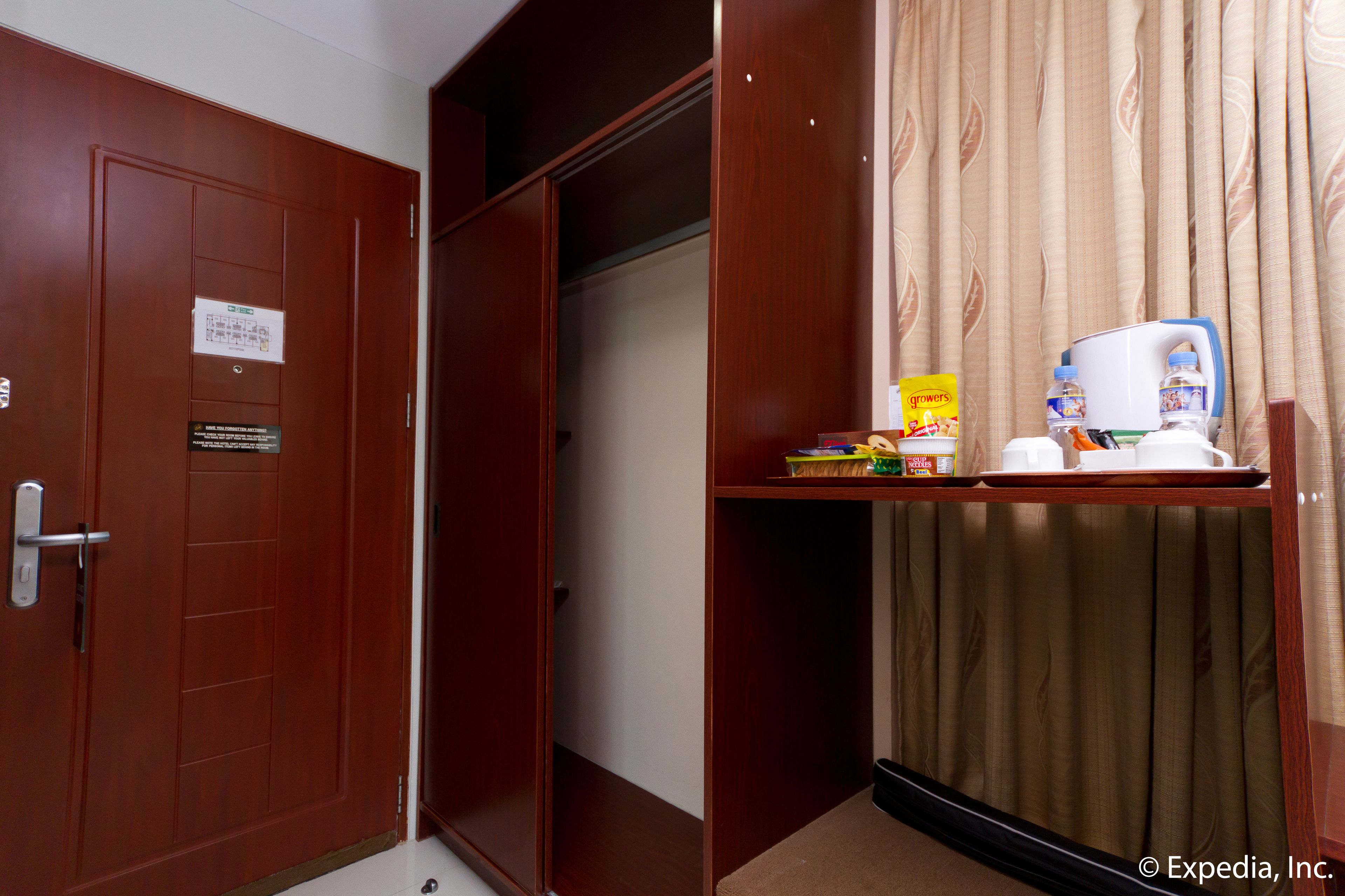 Photo - Allure Hotel & Suites