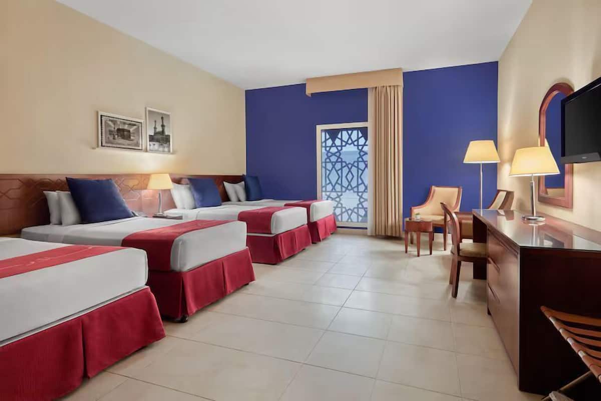 Standard Quadruple Room