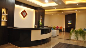 Quầy tiếp tân