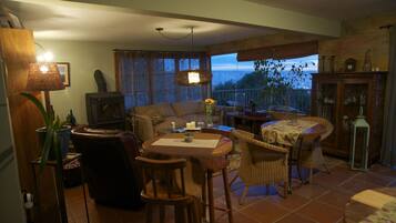 Ilmainen päivittäinen täysi aamiainen