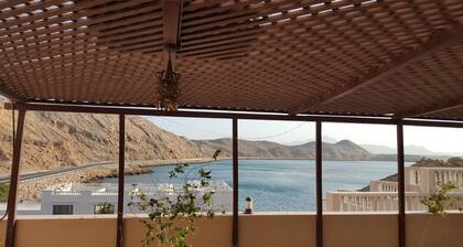 Al Ayjah Plaza Hotel