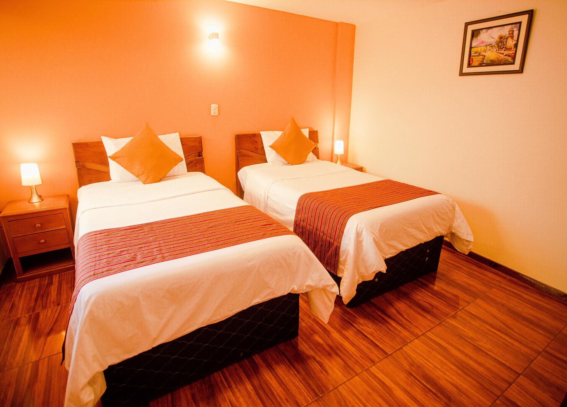 Pillowtop beds, in-room safe, desk, blackout drapes