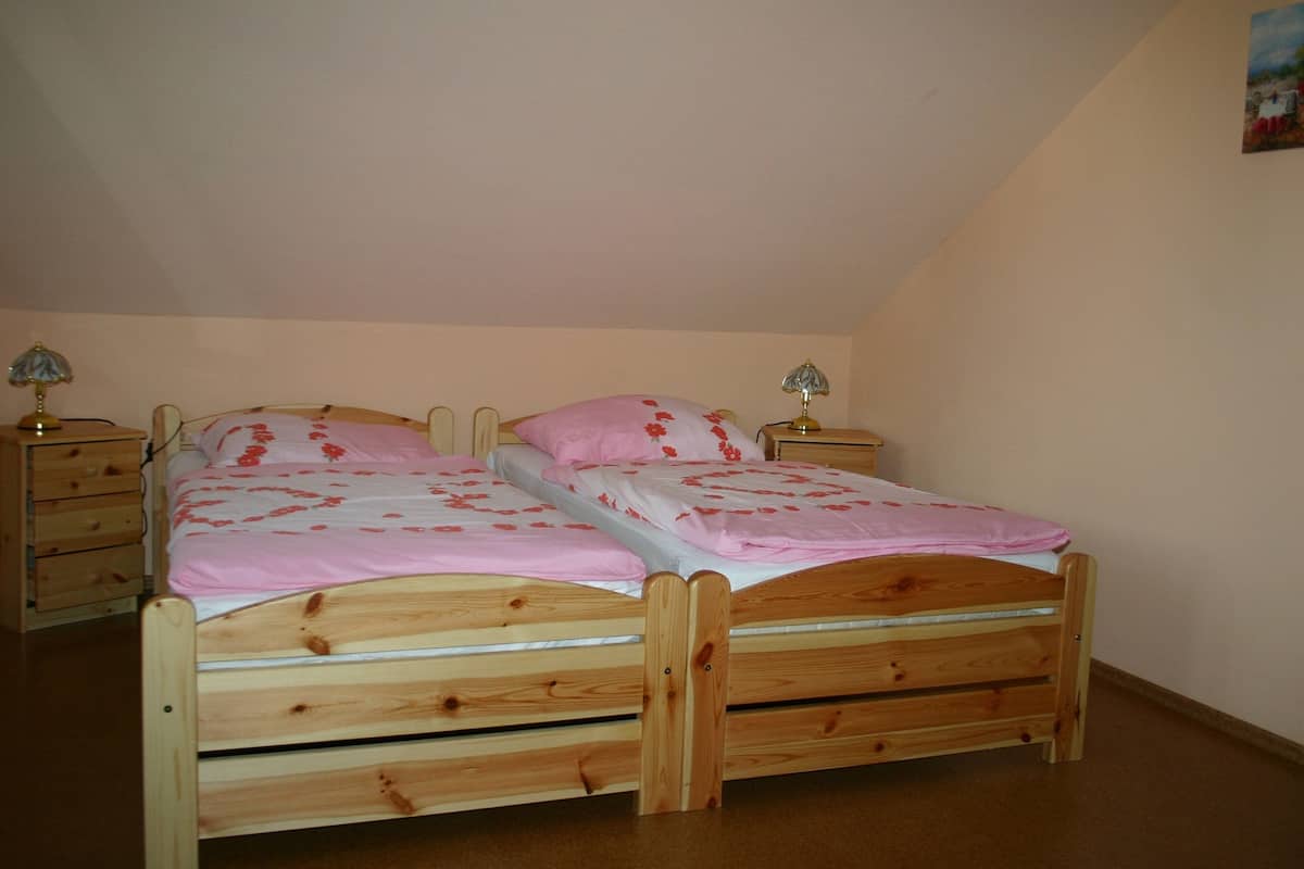 Standard Quadruple Room, Private Bathroom