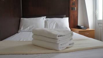 Double Room, Ensuite | Premium bedding, memory foam beds, in-room safe, desk