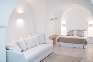 Comfort Suite, Patio | In-room safe, desk, laptop workspace, iron/ironing board - Masseria San Martino (Fasano)