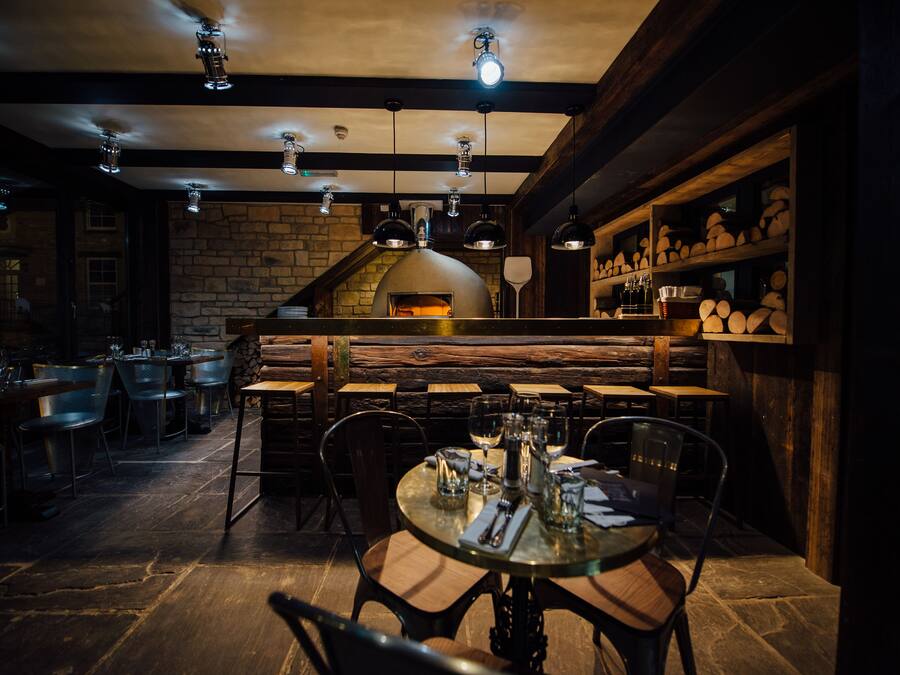 Breakfast, lunch, dinner served; international cuisine