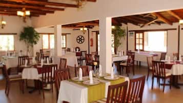 Breakfast, lunch, dinner served; pool views