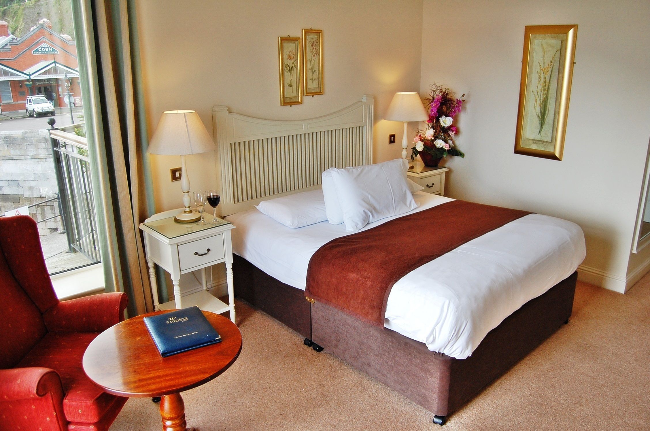 standard double room | desk, blackout curtains, iron/ironing board, free wifi