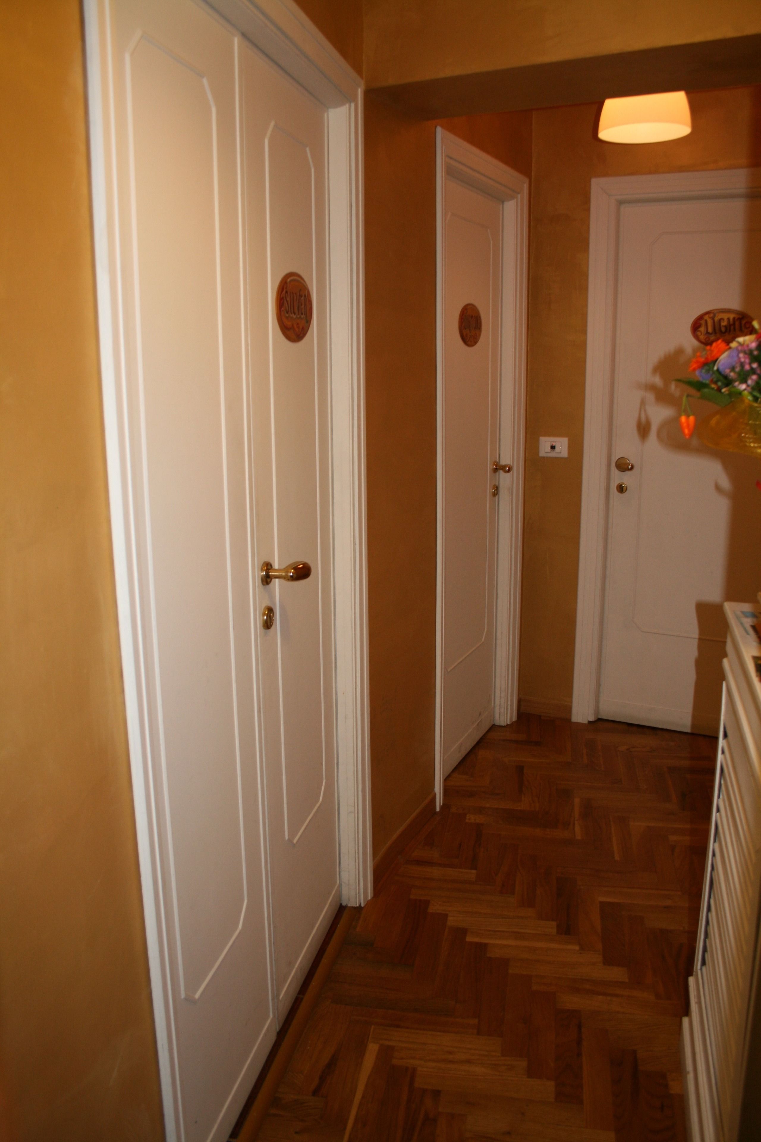 Lorong