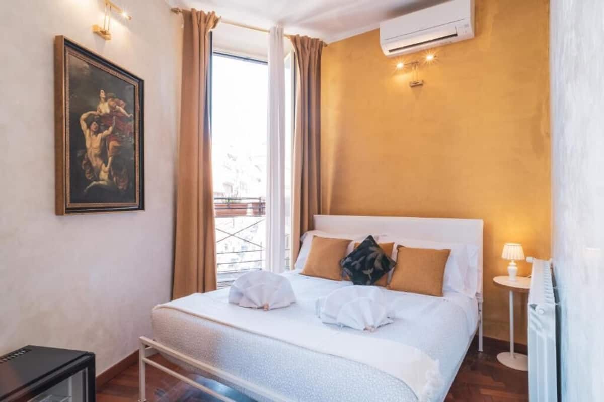 Deluxe tweepersoonskamer | Lakens van Egyptisch katoen, luxe beddengoed, donzen dekbedden