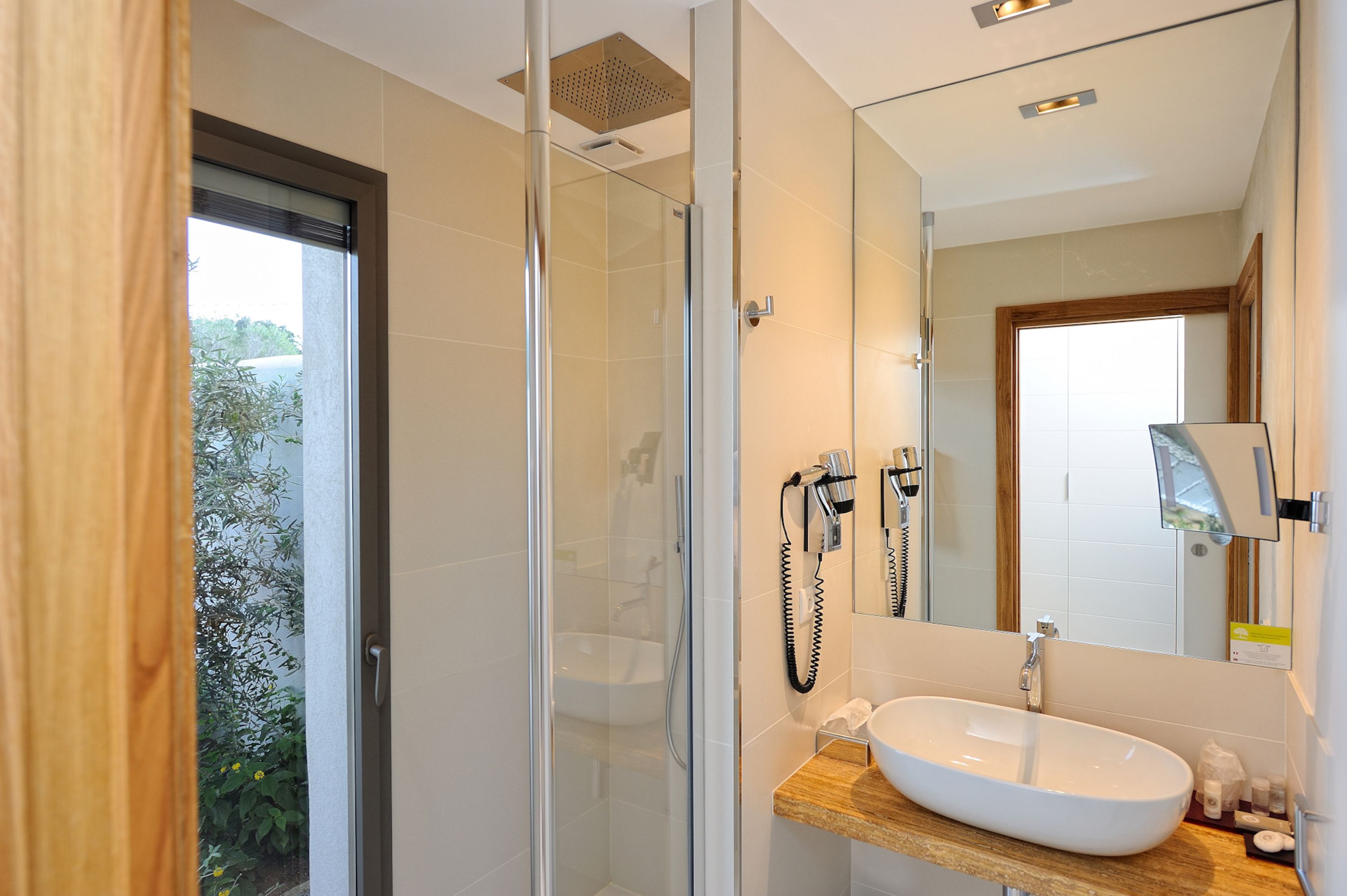 superior double room | bathroom | shower, free toiletries, hair dryer, towels