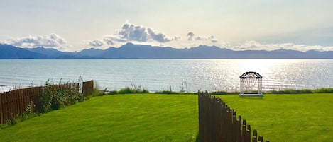 ChaumiĂšre (2 Double/Twin Bunks,1 Double,1 Queen) | Vue sur la plage ou lâocĂ©an