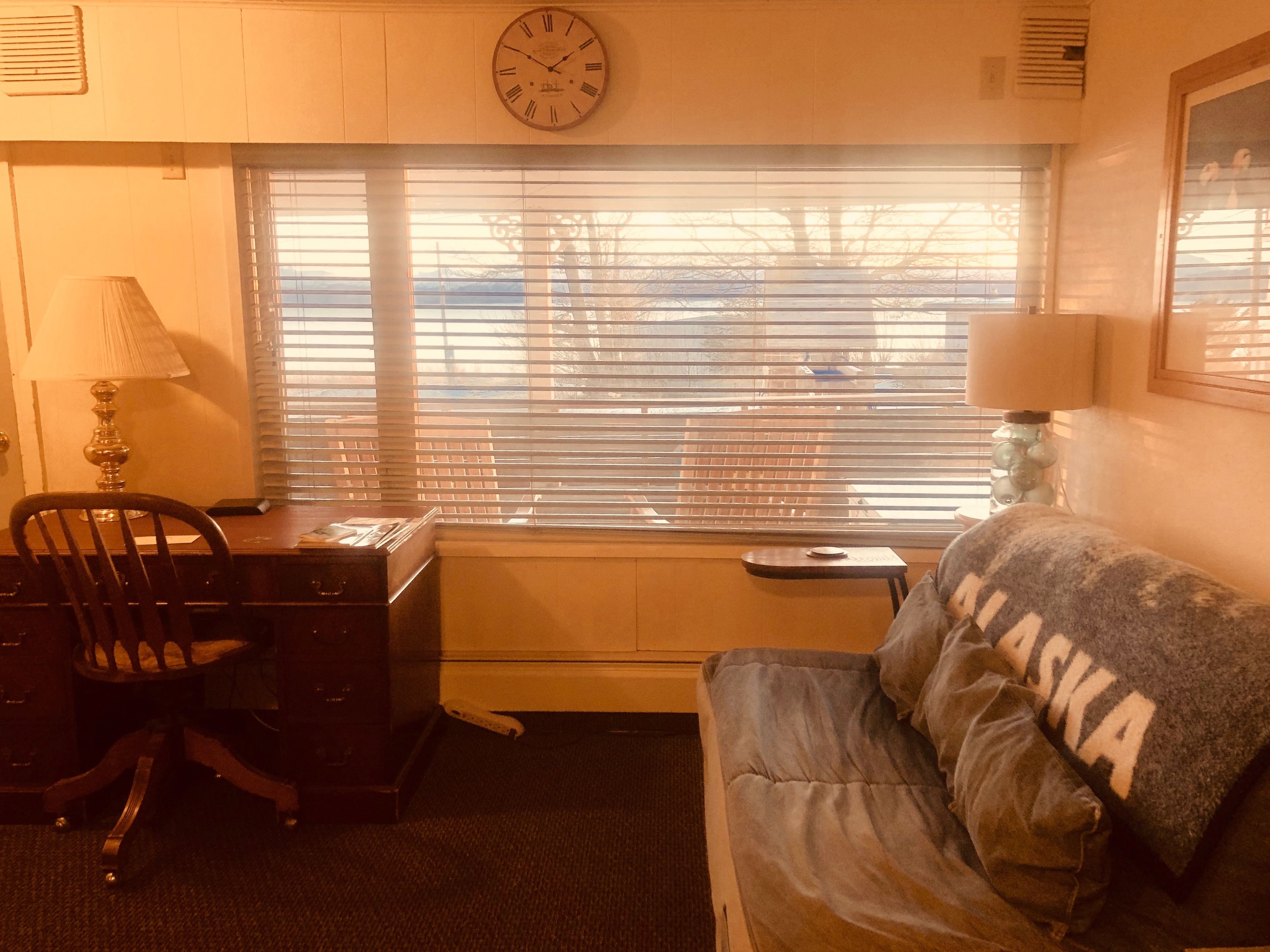 inn suite #21 (1 king bed and futon, downstairs) | living room | tv