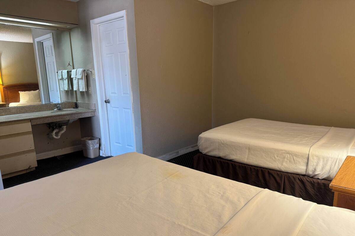 Desk, iron/ironing board, free WiFi, bed sheets