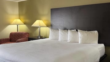 Standard-huone, 1 suuri parisänky | Työpöytä, silitysrauta/-lauta, ilmainen Wi-Fi, vuodevaatteet