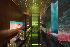 Lobby - Motto by Hilton Hong Kong Soho (Hong Kong)