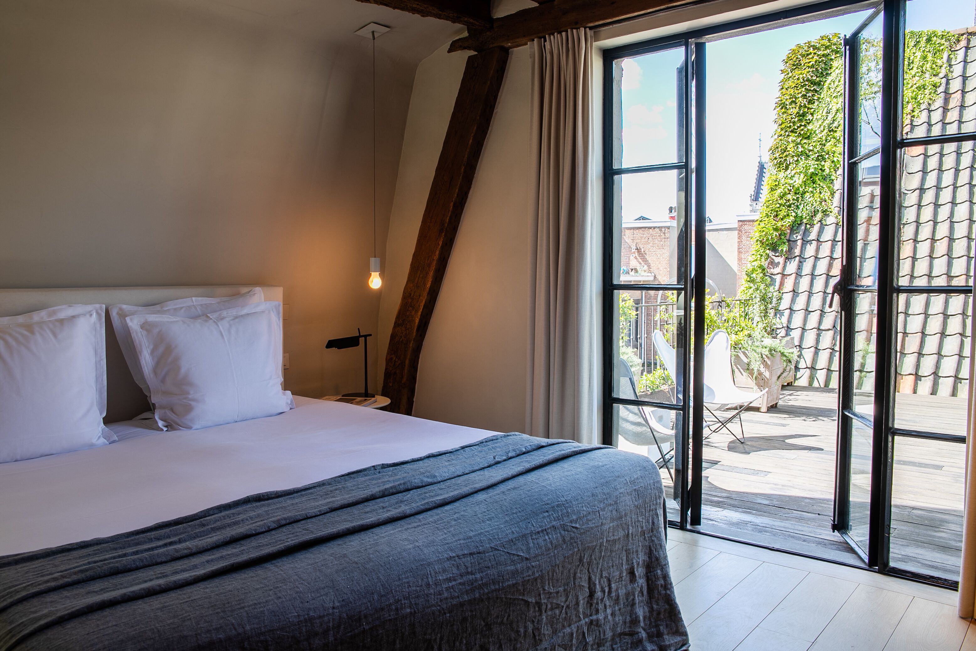 Julien Experience terrace | Premium bedding, down comforters, minibar, in-room safe