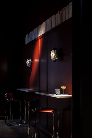 Bar (en la propiedad)