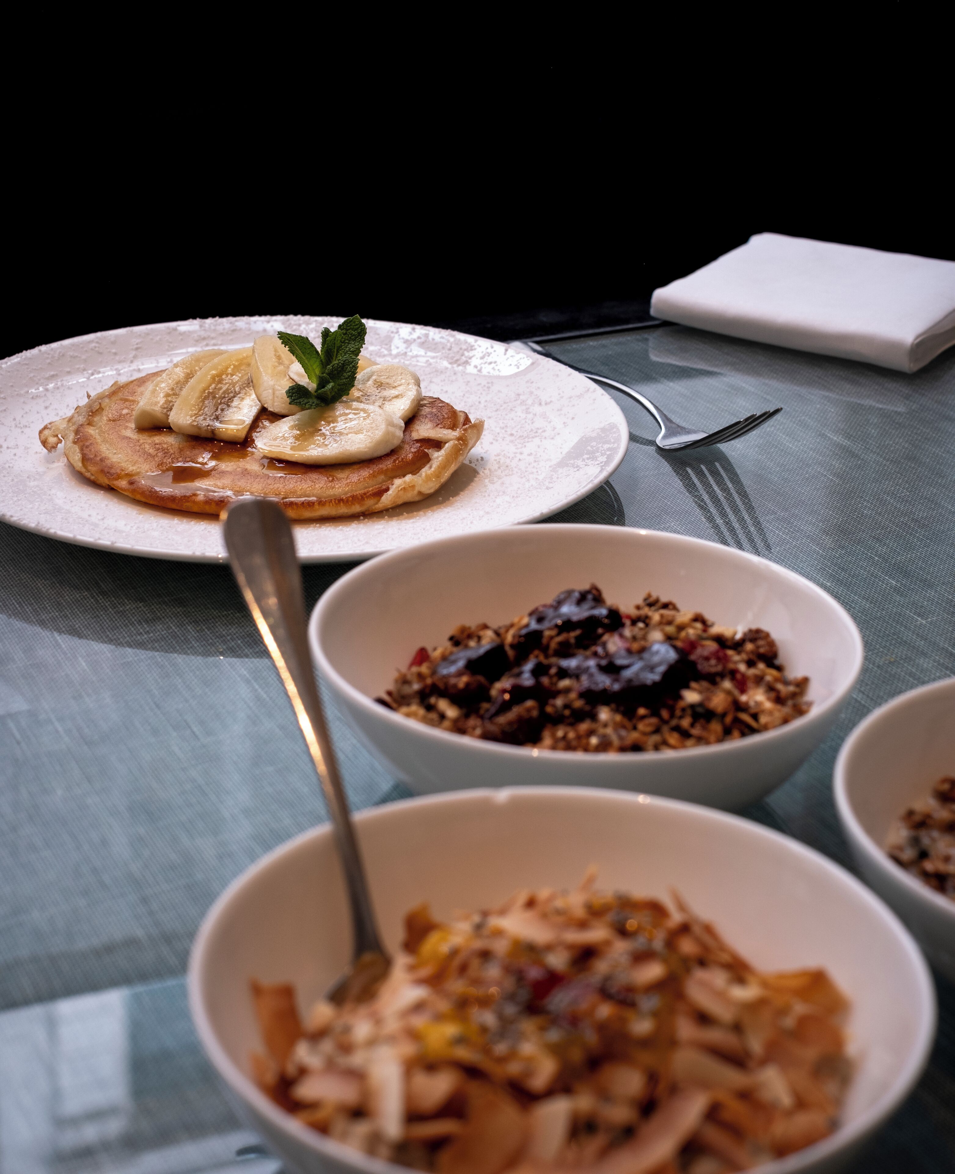 daily cooked-to-order breakfast (eur 32 per person)