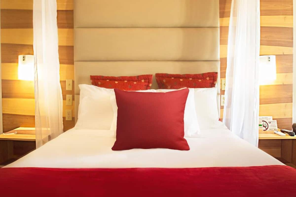 Standard Room | Premium bedding, minibar, soundproofing, free WiFi