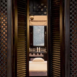 Turkish bath, body treatments, hydrotherapy, aromatherapy, body wraps