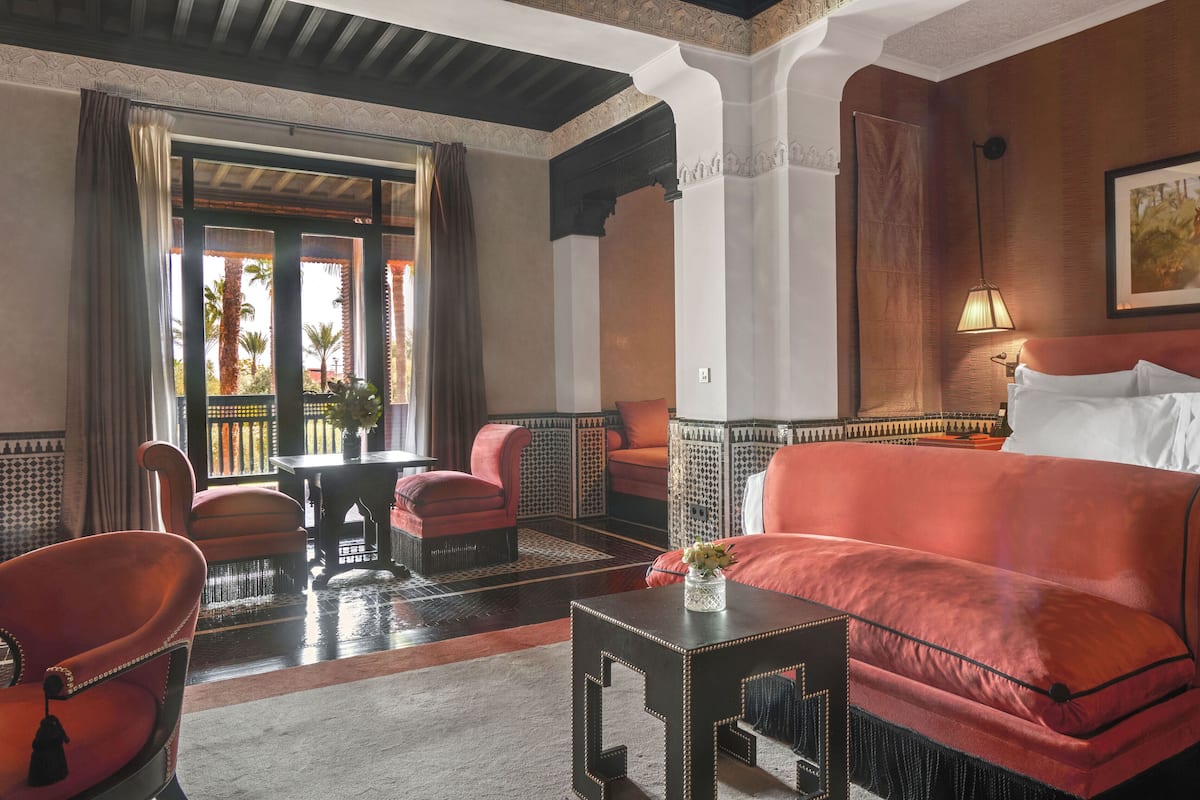 Junior Suite | Premium bedding, minibar, in-room safe, individually decorated