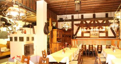 Hotel Schuster (4970950)