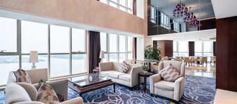 Crowne Plaza Zhenjiang by IHG