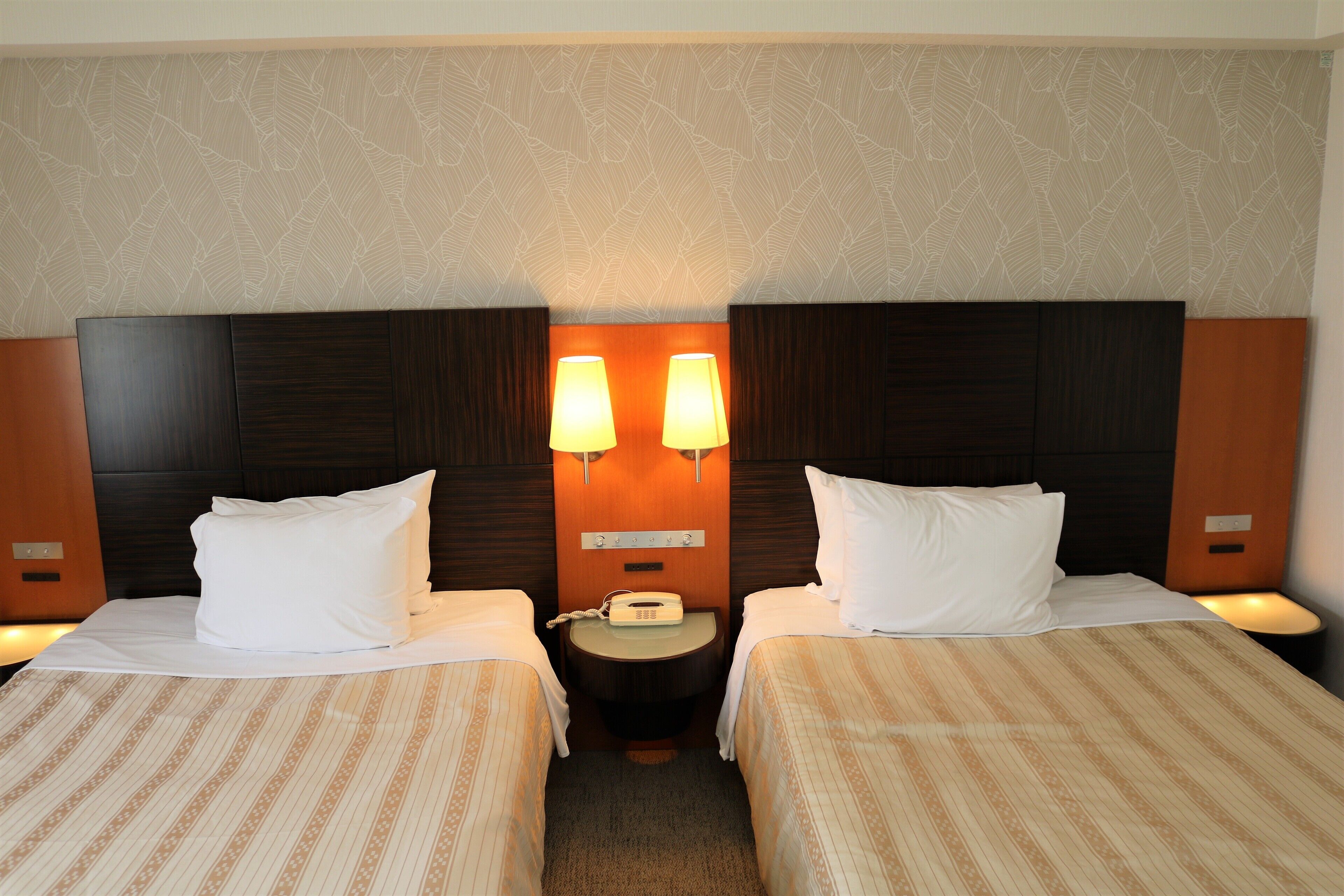 twin room, non smoking | 1 bedroom, premium bedding, desk, blackout curtains