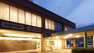 Front of property - evening/night