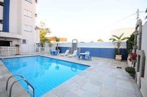 Outdoor pool, pool loungers