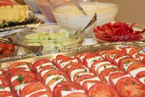 Free daily buffet breakfast  - Landhotel Hermannshöhe (Legden)