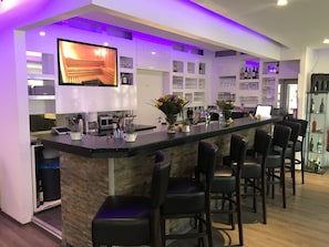 Bar (en el alojamiento)