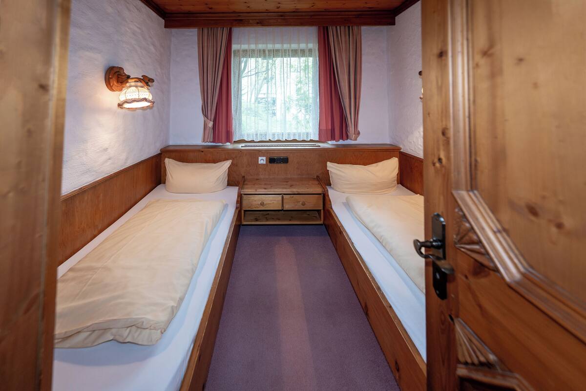 luxury suite, 1 bedroom | 2 bedrooms, minibar, individually decorated, laptop workspace