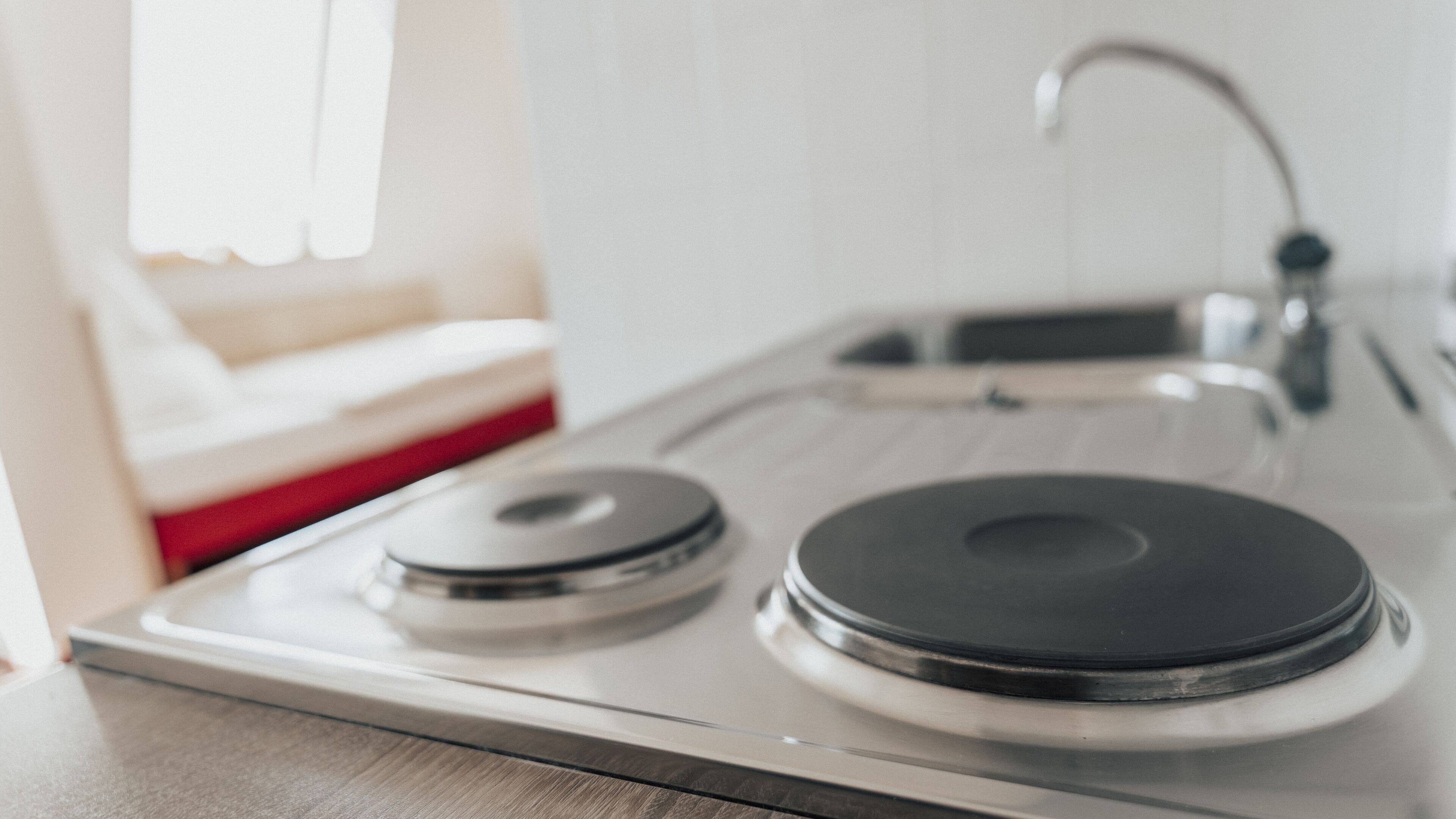 quadruple room | private kitchen | microwave, stovetop