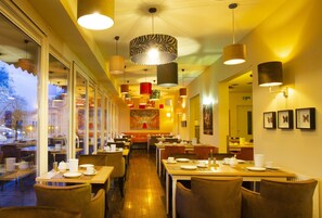 Buffet breakfast on weekends (EUR 14.50 per person)