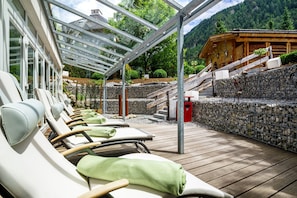 Sun deck - Hotel Riederhof (Ried im Oberinntal)