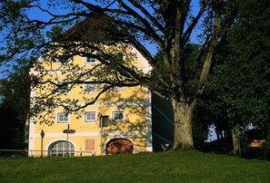 Exterior detail - Haus Rufinus (Seeon-Seebruck)
