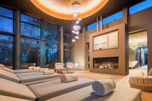 Couples treatment room(s), sauna, steam room, body treatments - Zeller Hotel & Restaurant (Kahl)