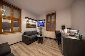 Executive Double Room | Living area