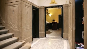 Pintu masuk dalaman