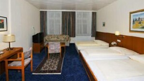 Unclassified image, 4 of 5, button - Hotel Bei Der Esplanade (Hamburg)