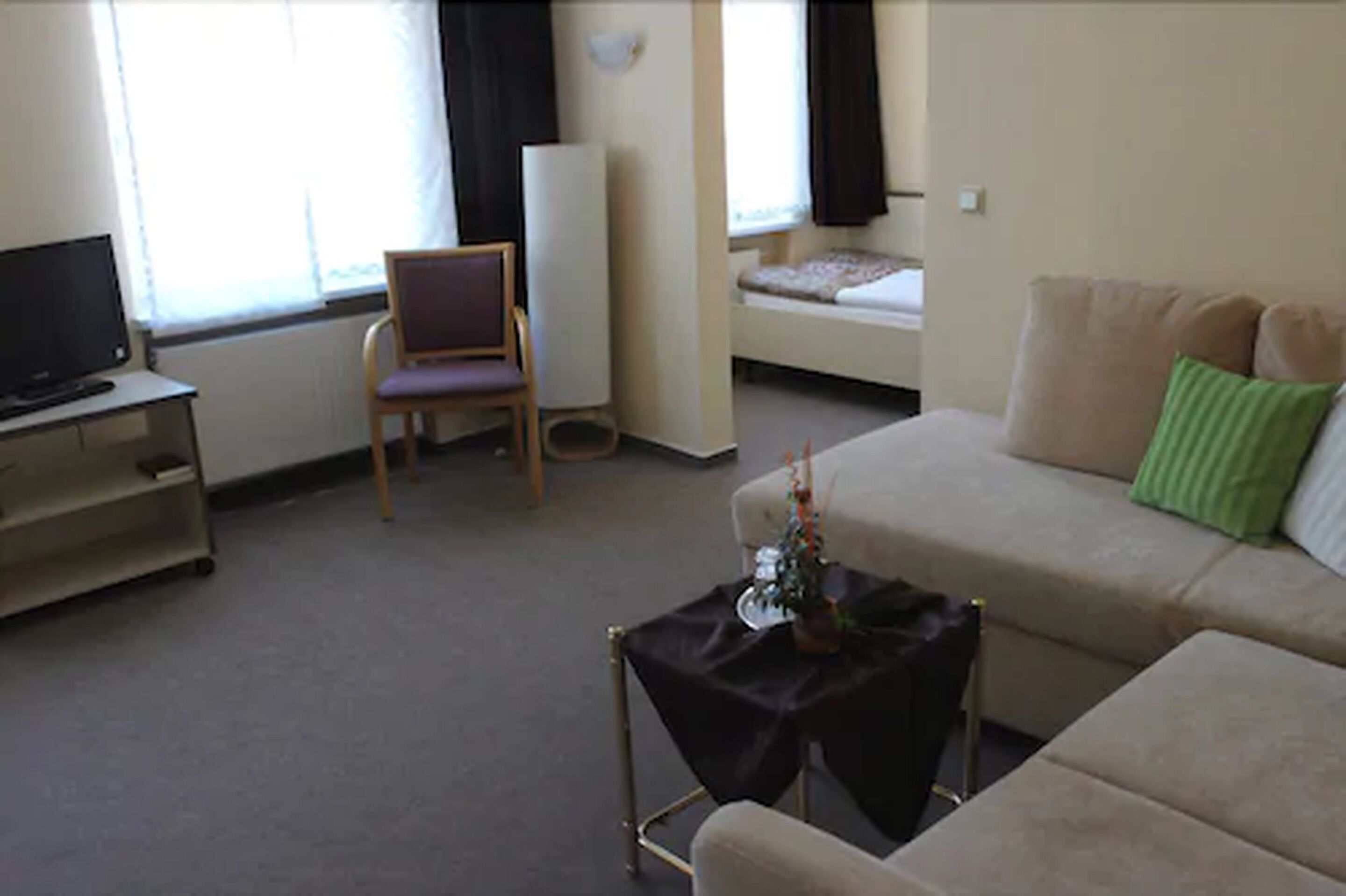 16-inch flat-screen tv with satellite channels, tv