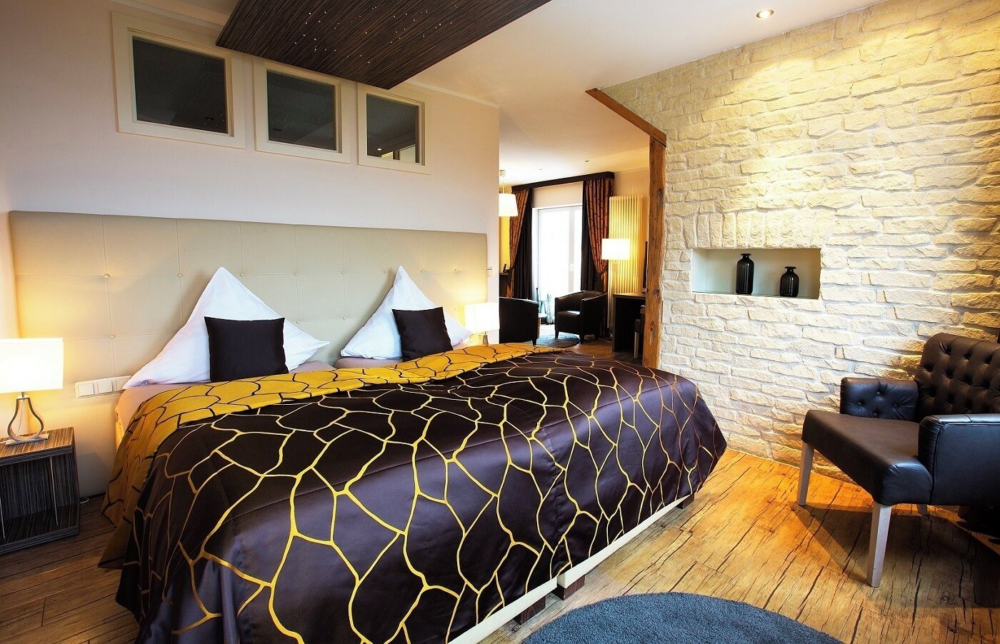 Desk, blackout drapes, free WiFi, bed sheets