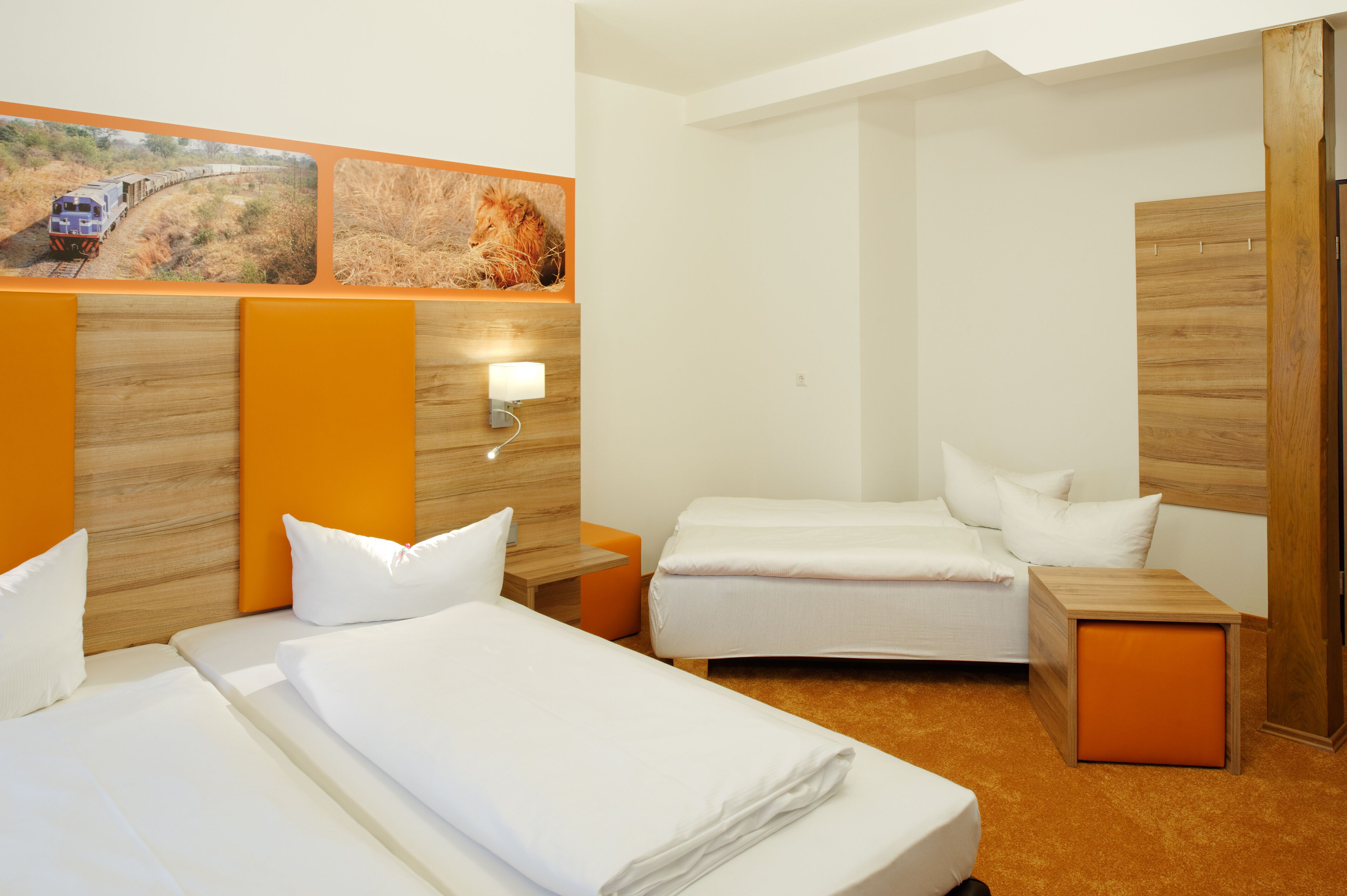 economy quadruple room (2 adults and 2 children) | hypo-allergenic bedding, desk, free cots/infant beds, free wifi